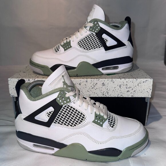 Air Jordan 4 Retro Seafoam AQ9129-103 US Women Size 7.5 US Mens 6 - Picture 1 of 7